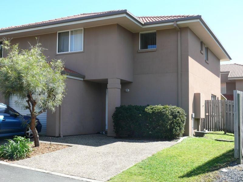 1A Alison Road, Carrara QLD 4211