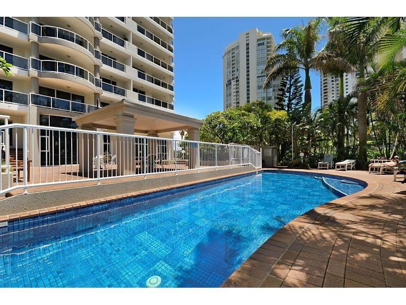 14/1-9 Hughes Avenue, Main Beach QLD 4217