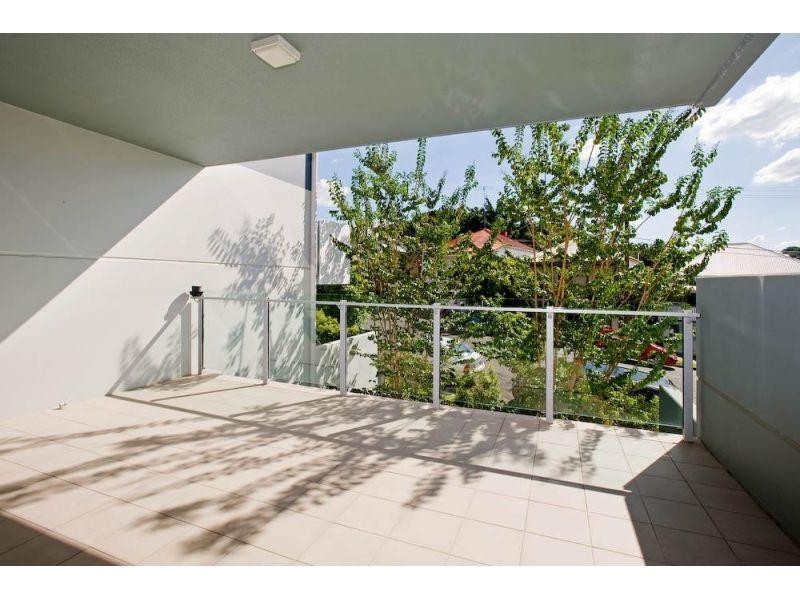 10 Dowse Street, Paddington QLD 4064