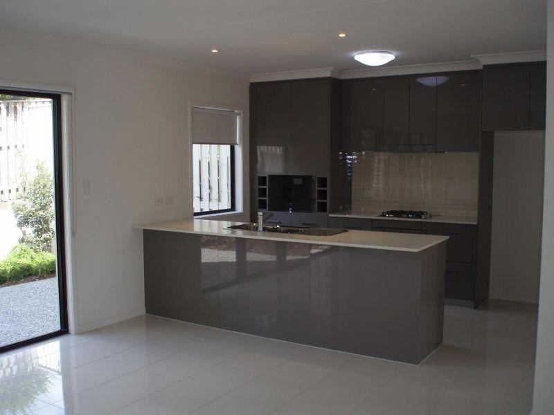 2 Bourton Road, Merrimac QLD 4226