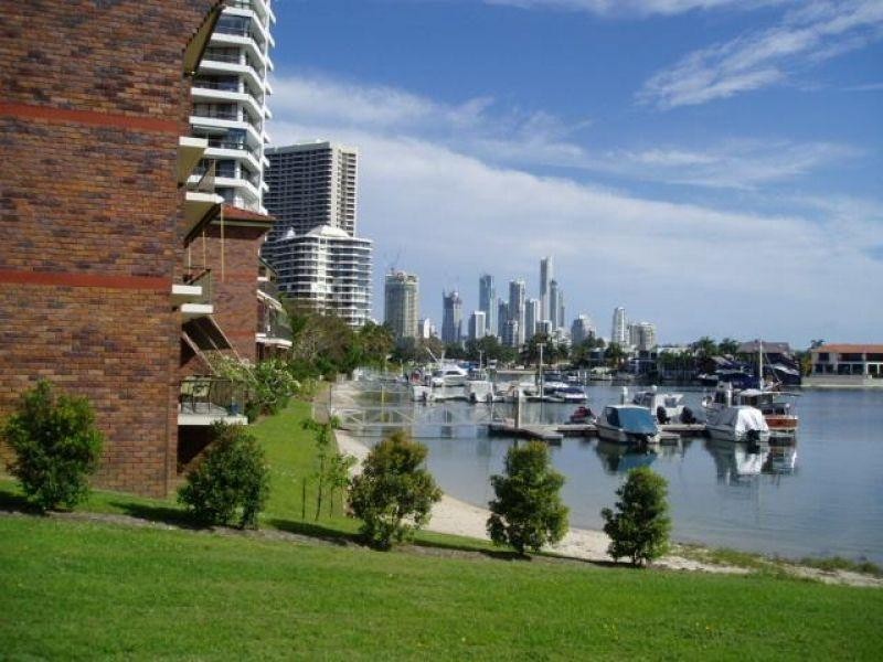 22 Commodore Drive, Paradise Waters QLD 4217
