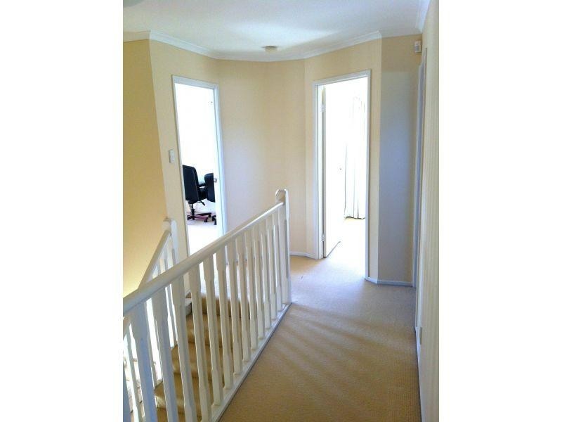 30 Van Dyck Rise, Mackenzie QLD 4156