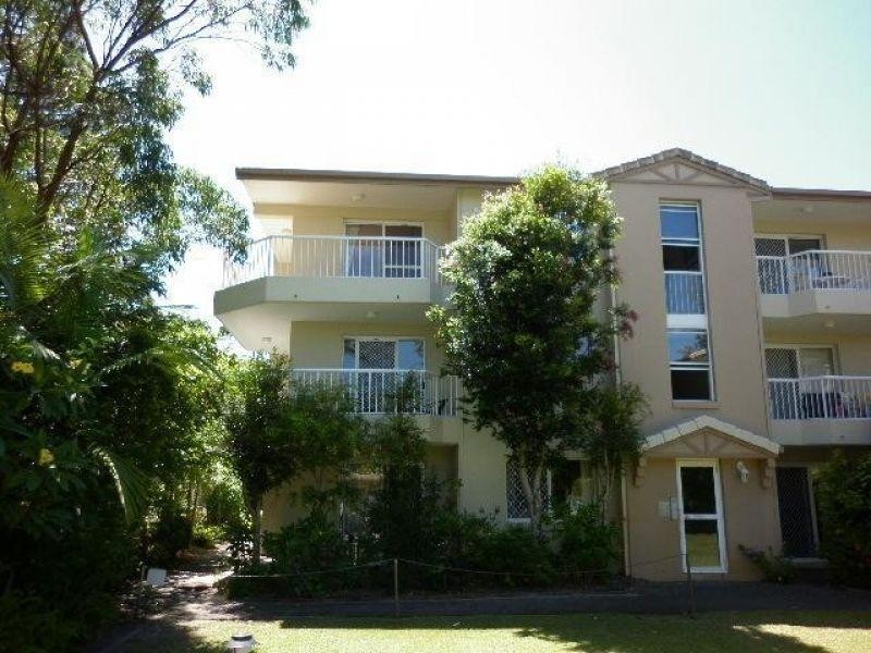 1 West Burleigh Road, Burleigh Heads QLD 4220