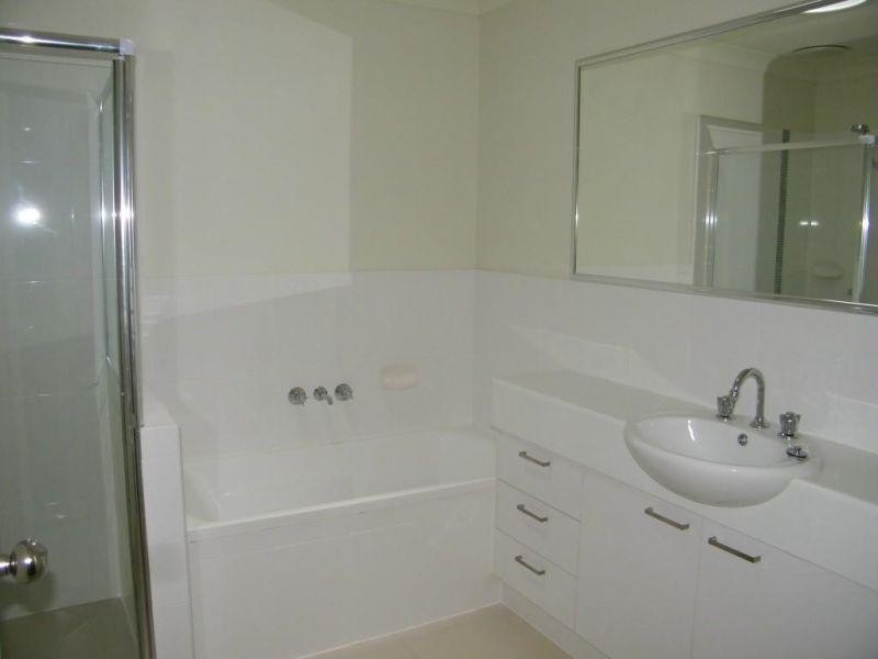 16/30  Fleet Drive, Kippa-ring QLD 4021