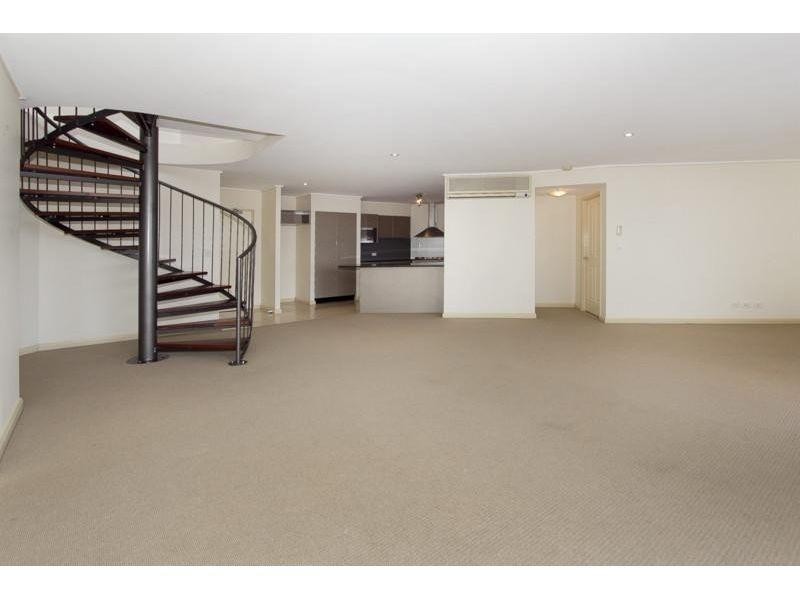 9 Sylvan Road, Toowong QLD 4066