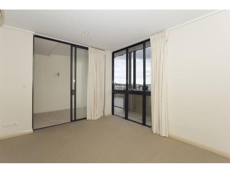 9 Sylvan Road, Toowong QLD 4066