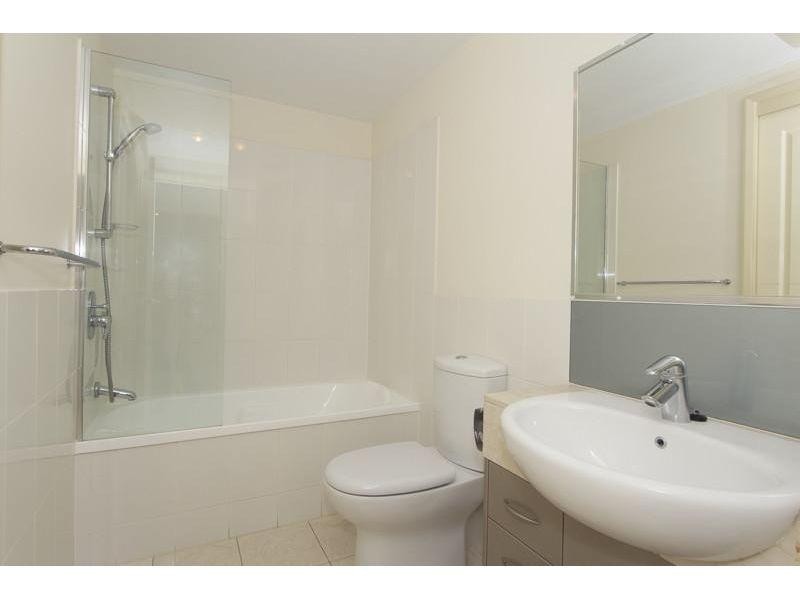 9 Sylvan Road, Toowong QLD 4066