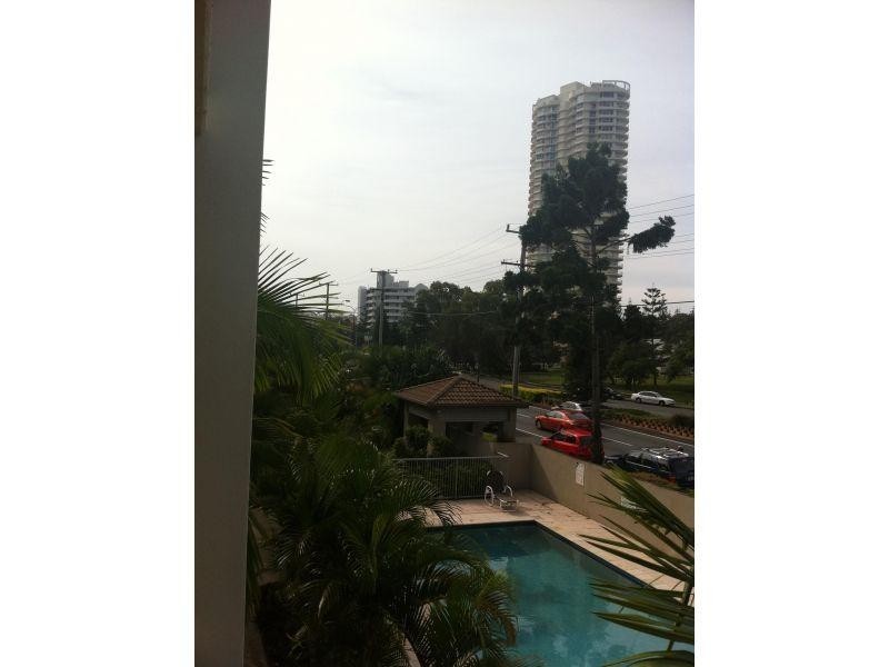 1880 Gold Coast Highway, Burleigh Heads QLD 4220