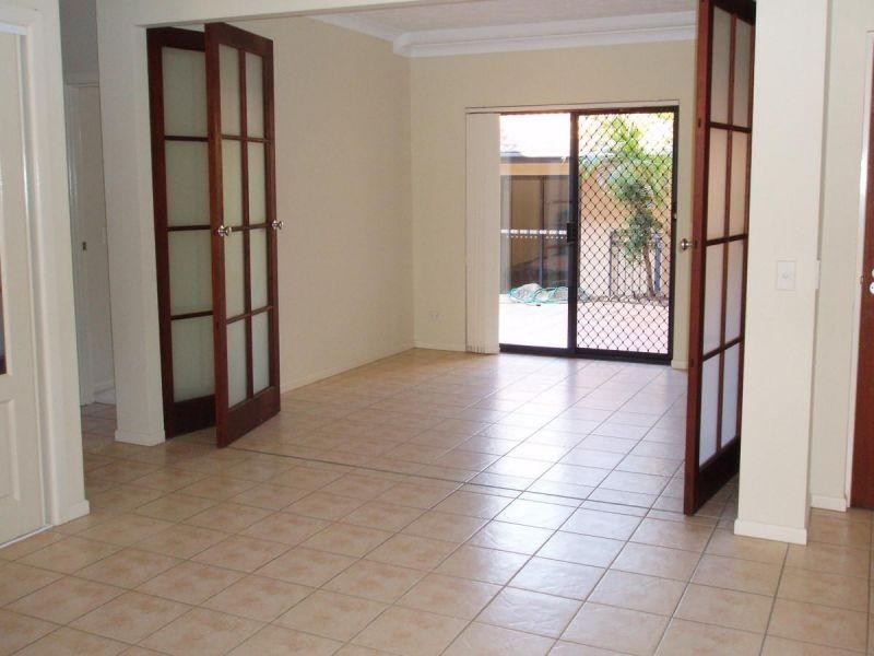 85 Palm Meadows Drive, Carrara QLD 4211