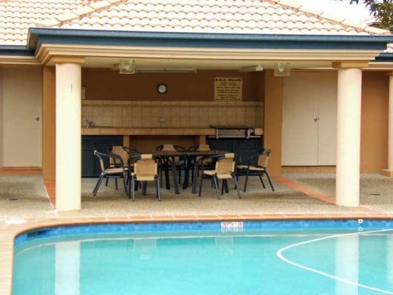 85 Palm Meadows Drive, Carrara QLD 4211