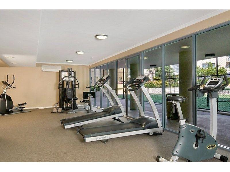 1 Ocean Street, Burleigh Heads QLD 4220