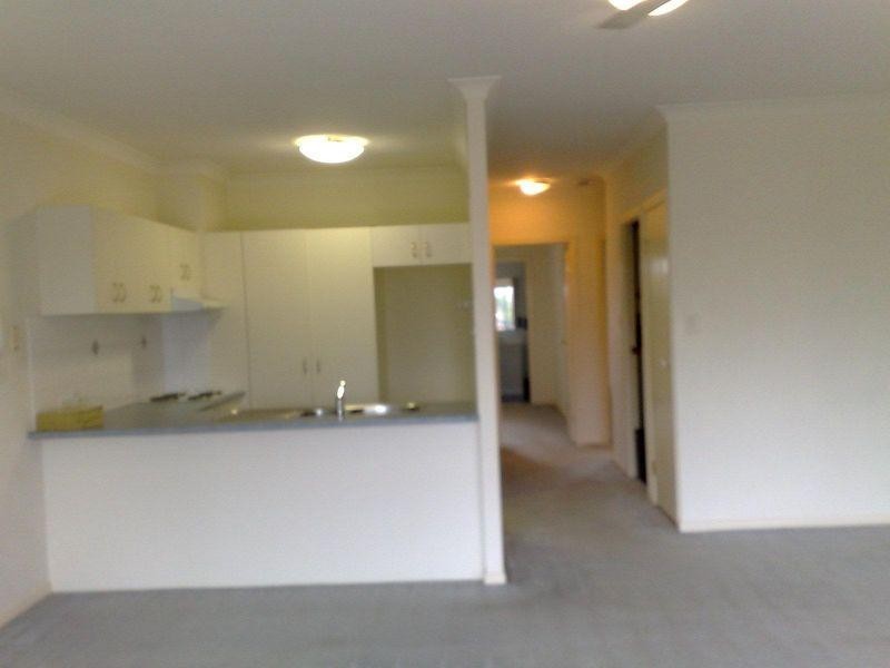 30-36 Burra Street, Chevron Island QLD 4217