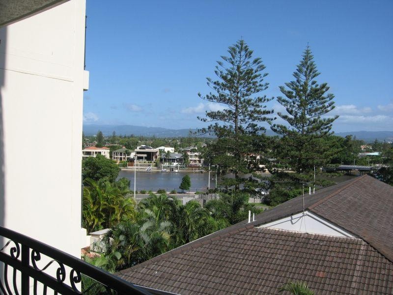 505/2988 Surfers Paradise Boulevard, Surfers Paradise QLD 4217