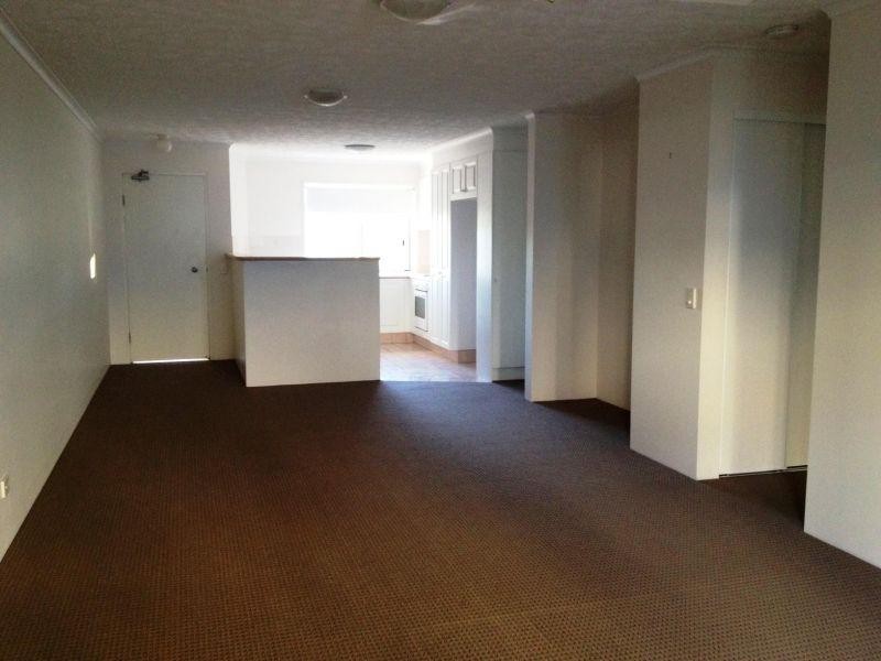 37 Mawarra Street, Chevron Island QLD 4217