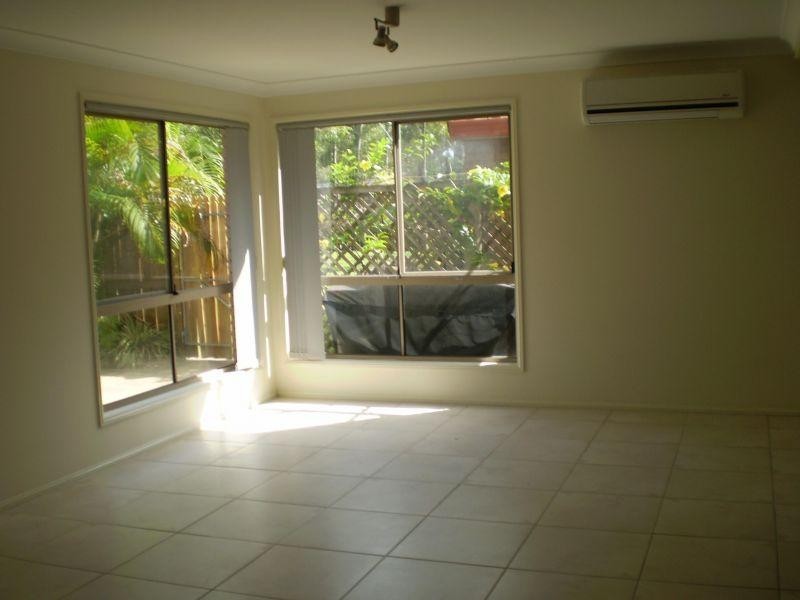 601 Pine Ridge Road, Biggera Waters QLD 4216