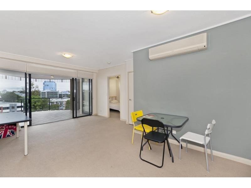 9 Sylvan Road, Toowong QLD 4066