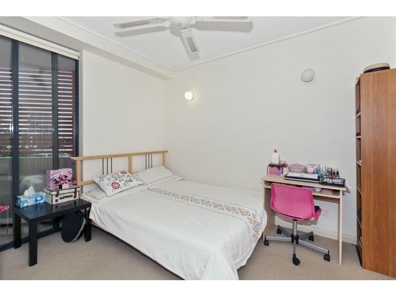 9 Sylvan Road, Toowong QLD 4066