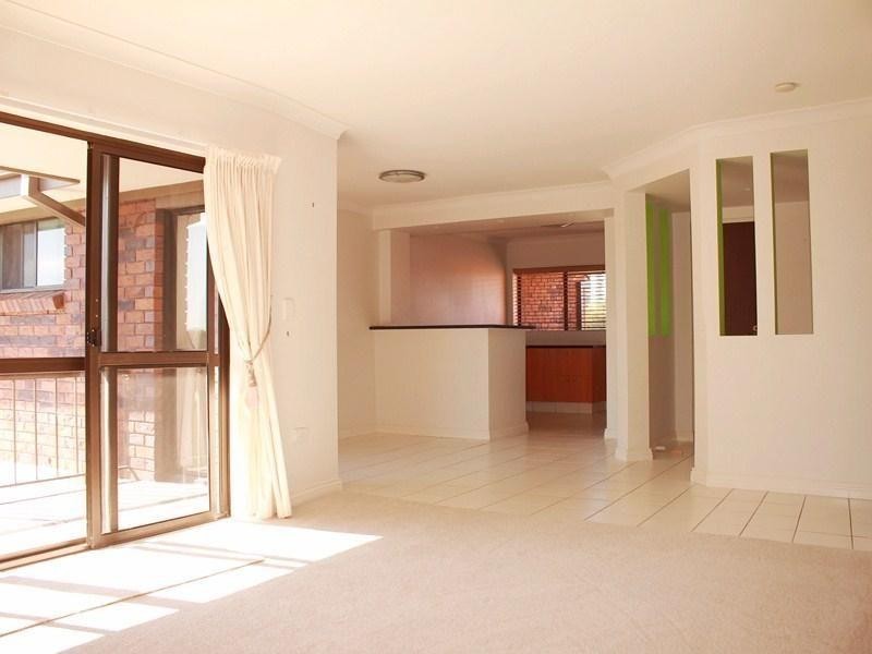 22 Commodore Drive, Paradise Waters QLD 4217