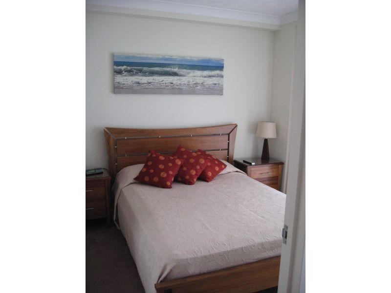 701/2988 Surfers Paradise Boulevard, Surfers Paradise QLD 4217