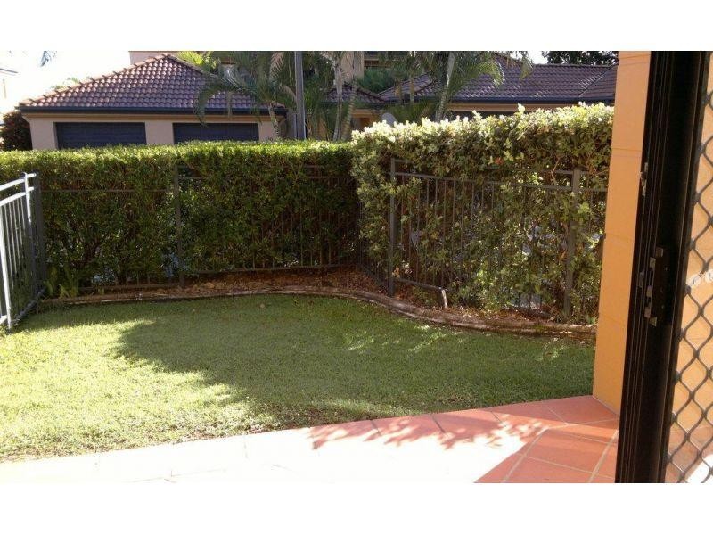 85 Palm Meadows Drive, Carrara QLD 4211