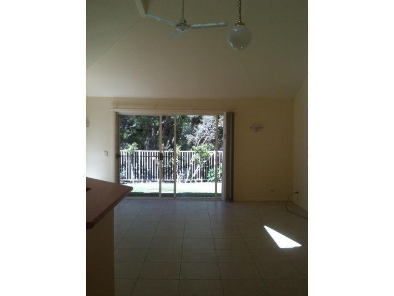 34 ALBICORE, Mermaid Waters QLD 4218