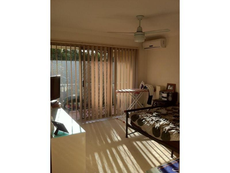 152 Palm Meadows Drive, Carrara QLD 4211