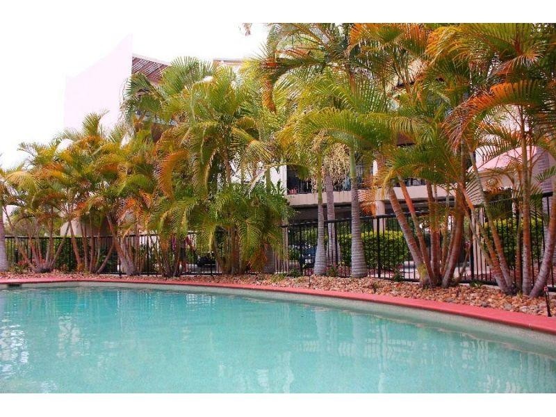 45 Harries Road, Coorparoo QLD 4151