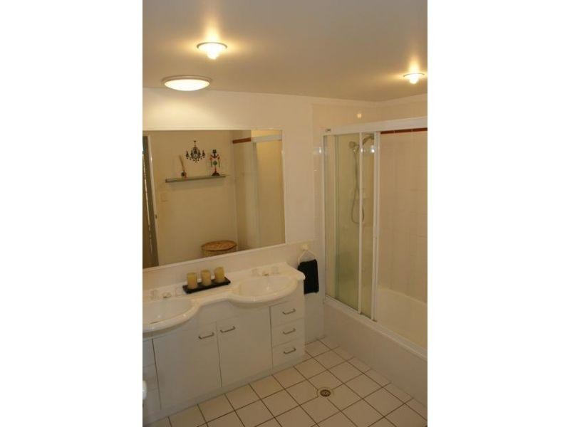 35 Miawela Street, Norman Park QLD 4170