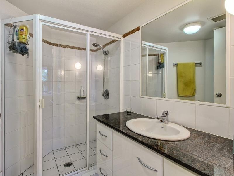 Apartment 54/135 Macquarie Street, Teneriffe QLD 4005