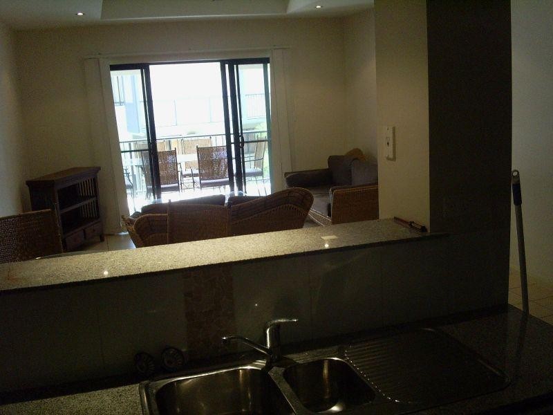 302 302/2 Rigg Street, Woree QLD 4868