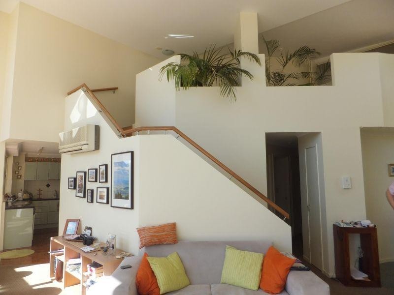 98 Holman Street, Kangaroo Point QLD 4169