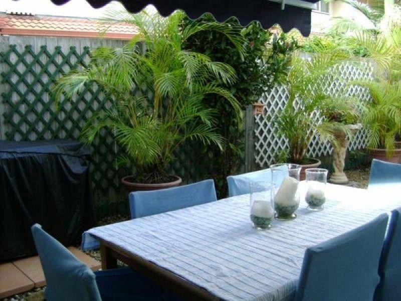 6/27-35  Lani, Wishart QLD 4122