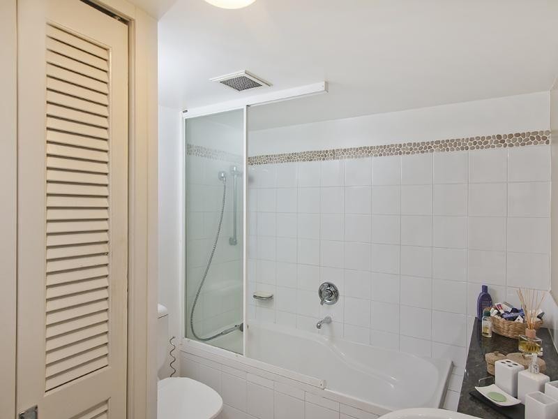 77/135 Macquarie Street, Teneriffe QLD 4005