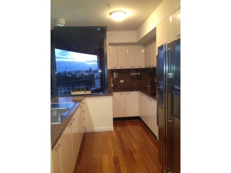 321 Main Street, Kangaroo Point QLD 4169