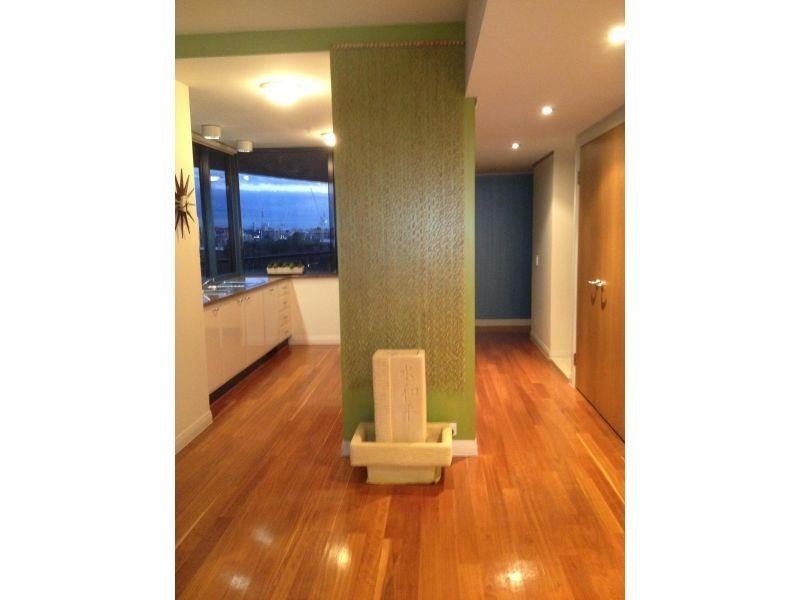 321 Main Street, Kangaroo Point QLD 4169