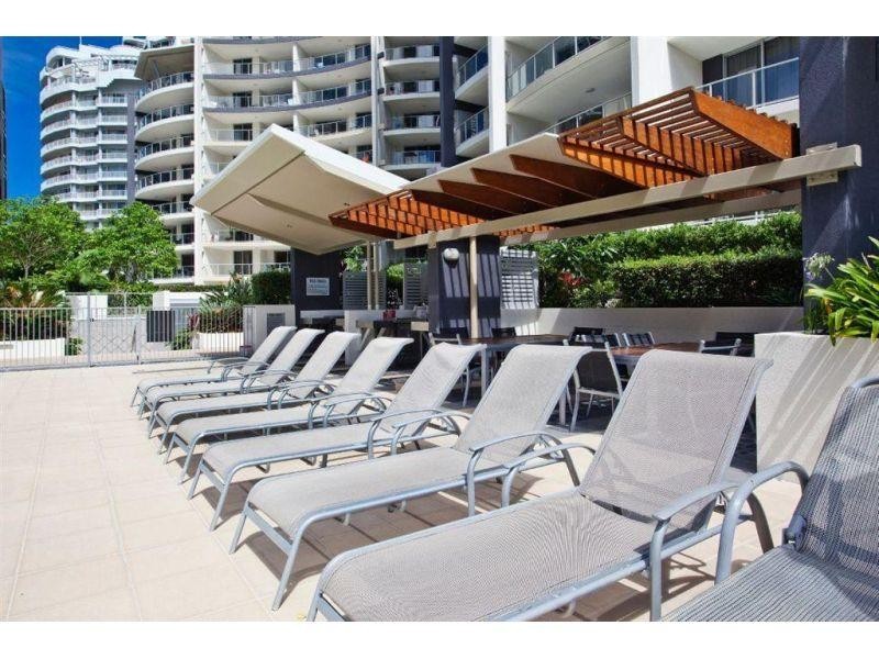 21 Cypress Avenue, Surfers Paradise QLD 4217