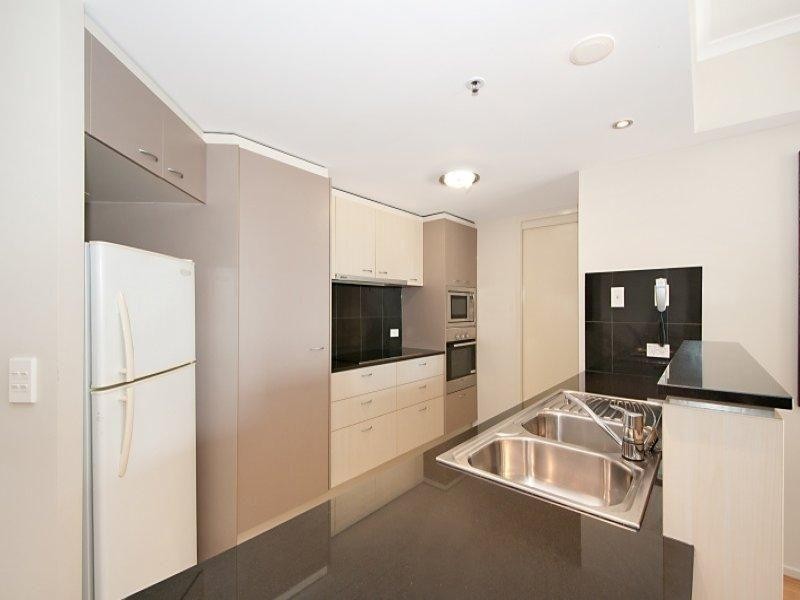 331/21 Cypress Avenue, Surfers Paradise QLD 4217