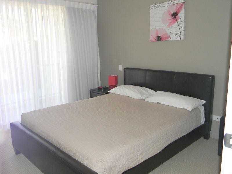 334/21 Cypress Avenue, Surfers Paradise QLD 4217