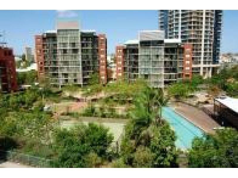 15 Goodwin Street, Kangaroo Point QLD 4169