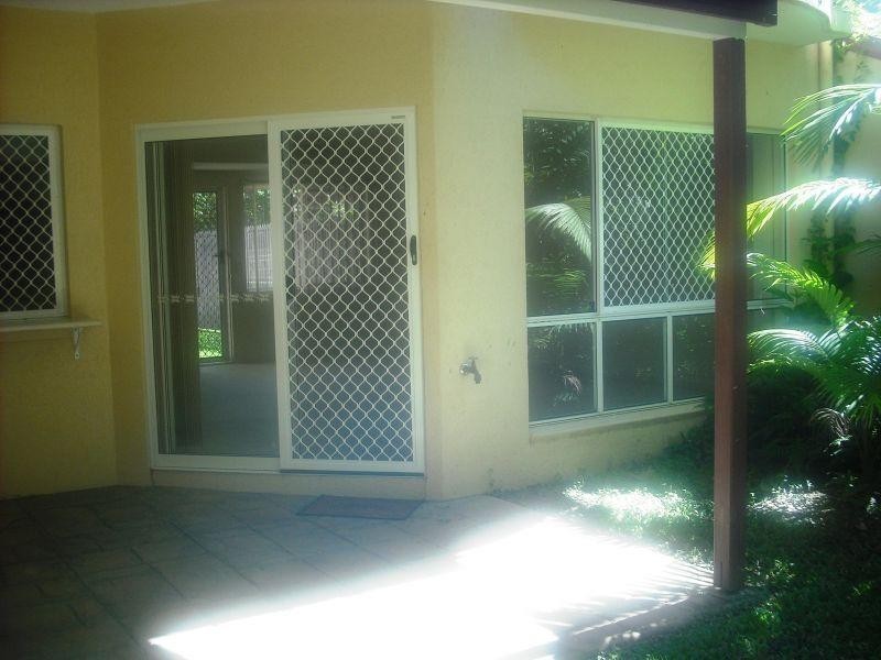 65 McGregor Street, Mooroobool QLD 4870
