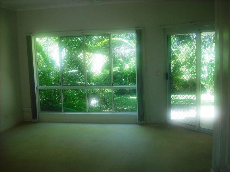 65 McGregor Street, Mooroobool QLD 4870