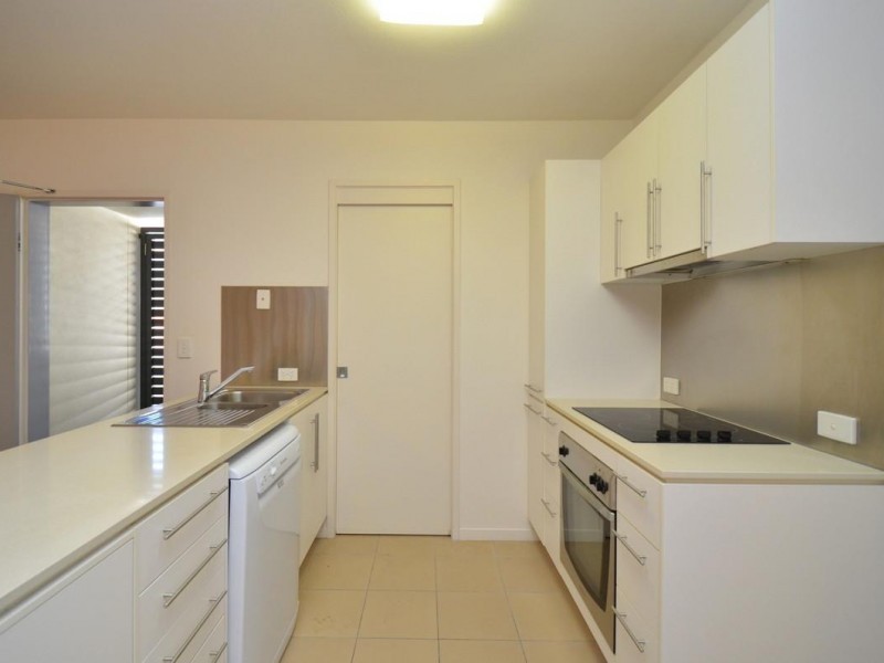 32 Stanley Street, Townsville City QLD 4810