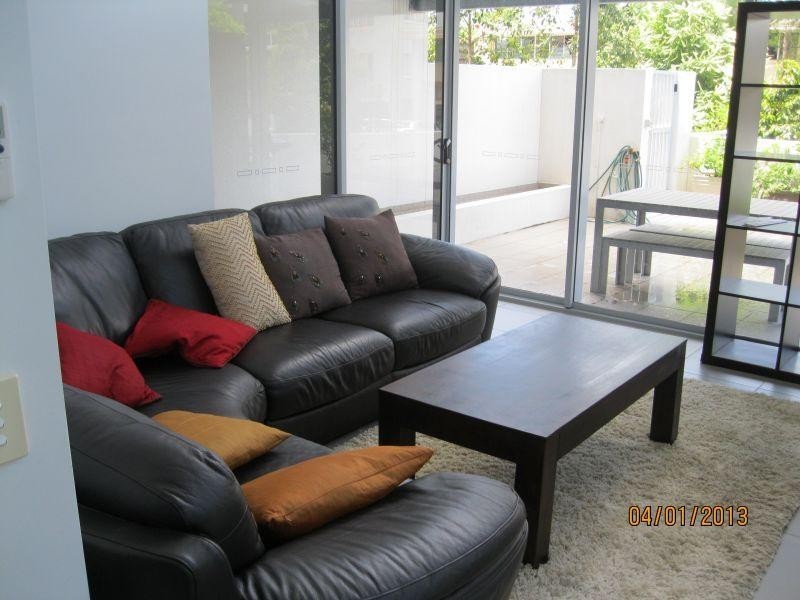 4/15 Walsh Street, Milton QLD 4064