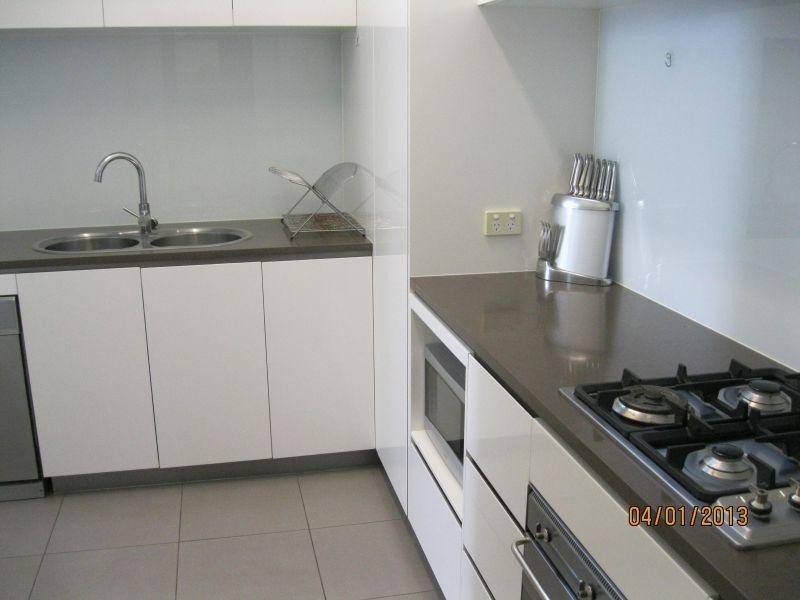 4/15 Walsh Street, Milton QLD 4064