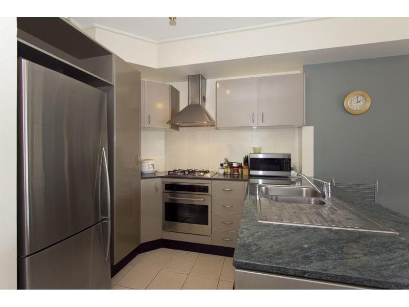 9 Sylvan Road, Toowong QLD 4066