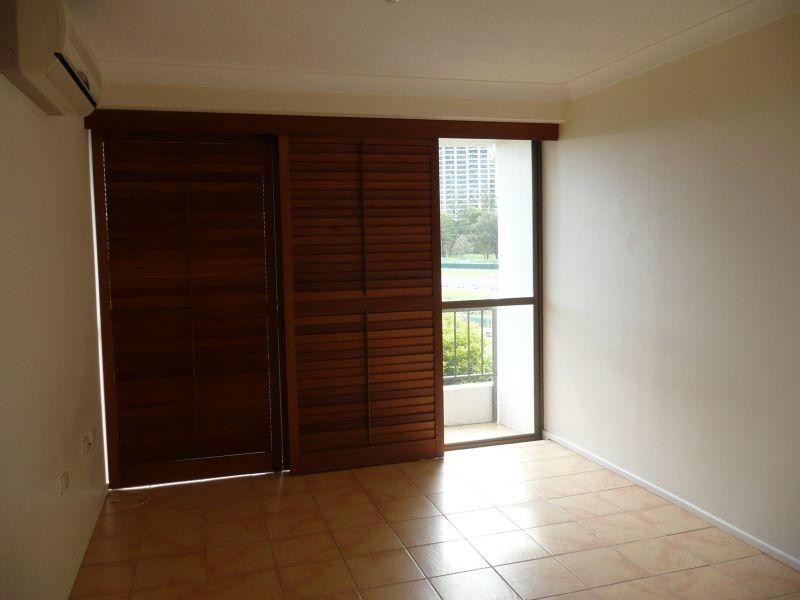 5/18 Commodore Drive, Paradise Waters QLD 4217