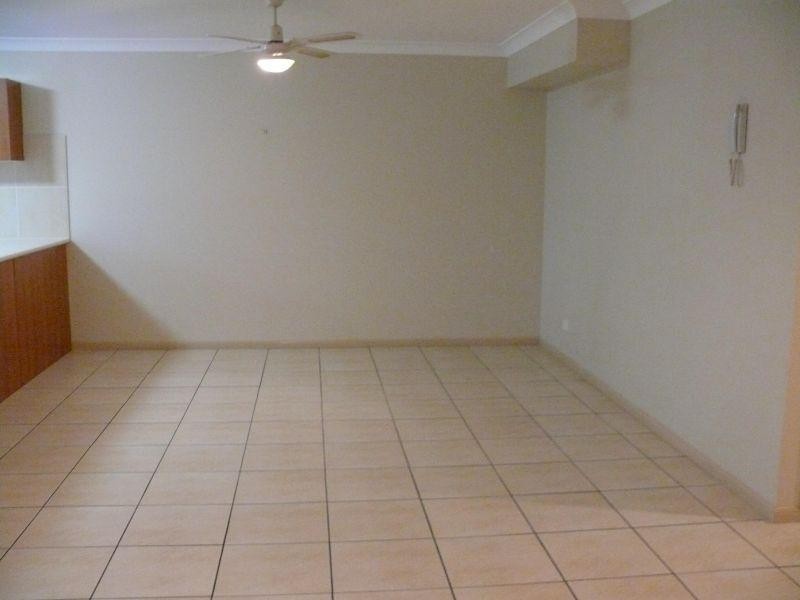 1A Alison Road, Carrara QLD 4211