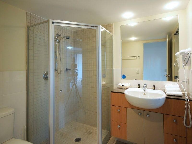222/21 Cypress Avenue, Surfers Paradise QLD 4217