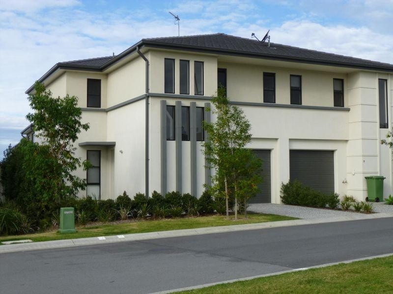 2 Bourton Road, Merrimac QLD 4226