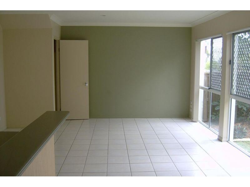 75/1 Sauvignon Parade, Upper Coomera QLD 4209